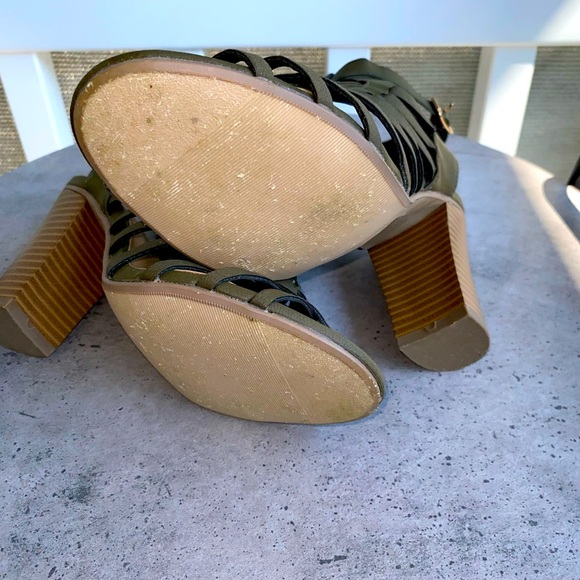 Weaved Wedges - Picture 7 of 9